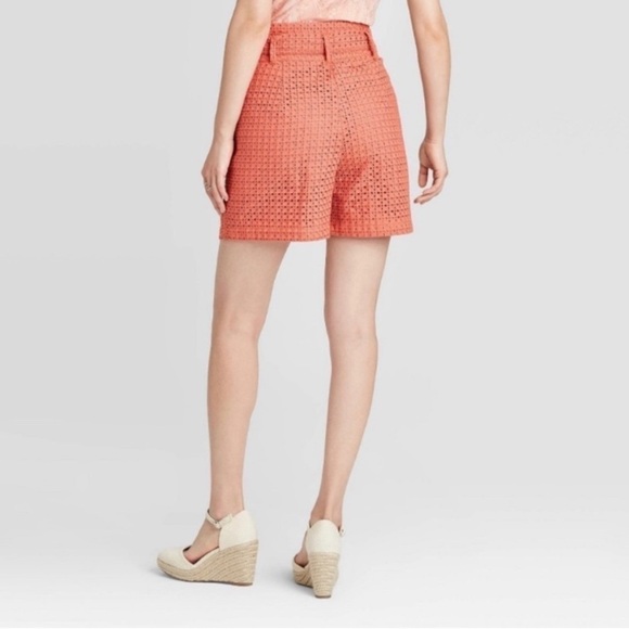 A New Day Eyelet High Waisted Paperbag Shorts Set - Picture 4 of 9